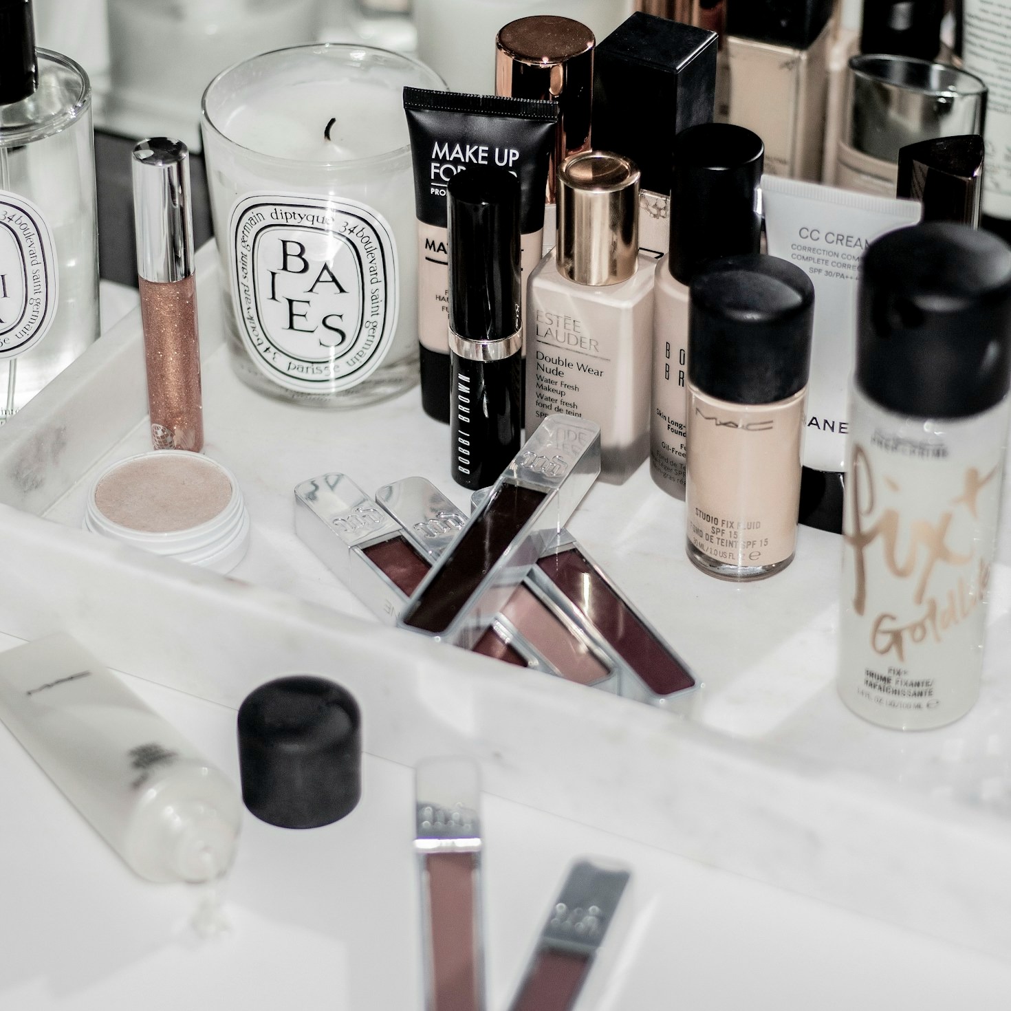 Seleção de dez produtos de skincare vegano com melhor custo-benefício disponíveis no mercado brasileiro em 2026
