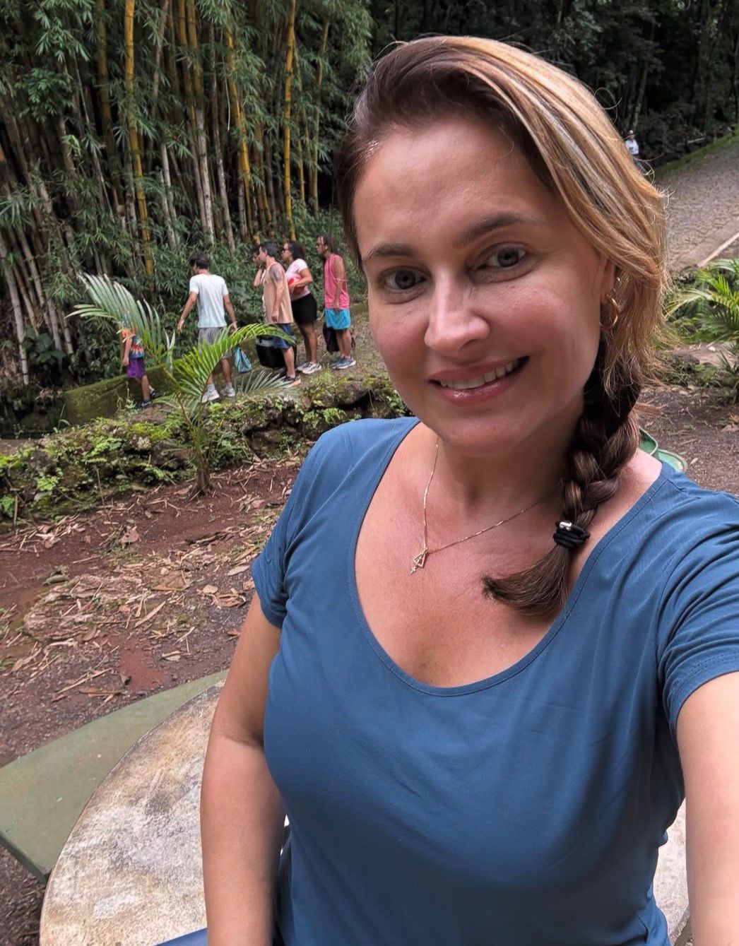 Gabriela Mayr, leitora da Glowvy Beauty que transformou sua rotina com skincare vegano em Belo Horizonte MG